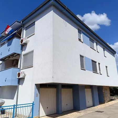 Apartment Drescher In Center